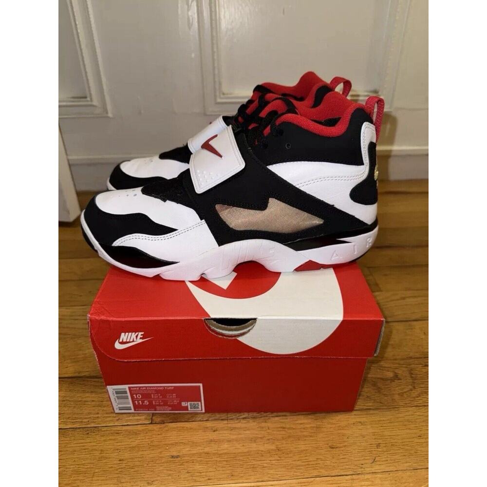 Nike Air Diamond Turf ‘49ers’ 2025 FZ8224-100 Size 10 - Picture 2 of 7